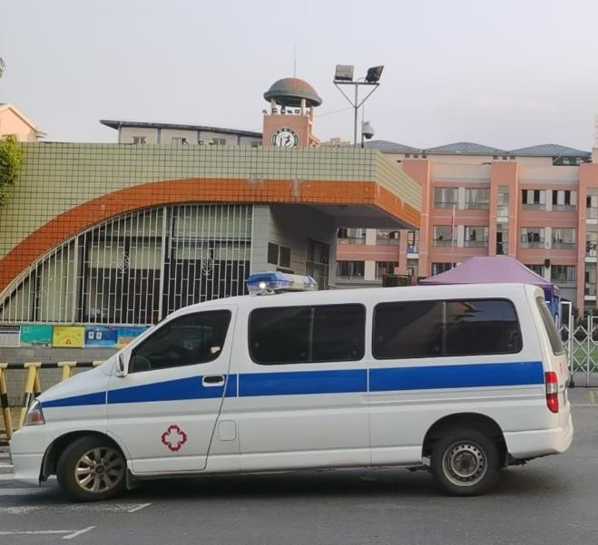 全州救护车出租护送骨折病人一公里多少钱